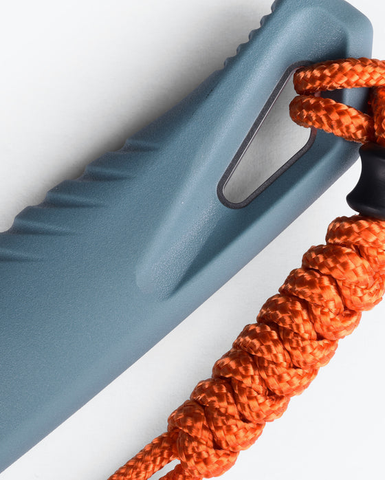 Benchmade 18050 INTERSECT™ | DEPTH BLUE SANTOPRENE® | DROP-POINT