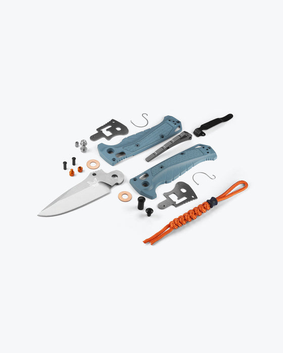 Benchmade 18065 MINI ADIRA™ | DEPTH BLUE GRIVORY® | DROP-POINT